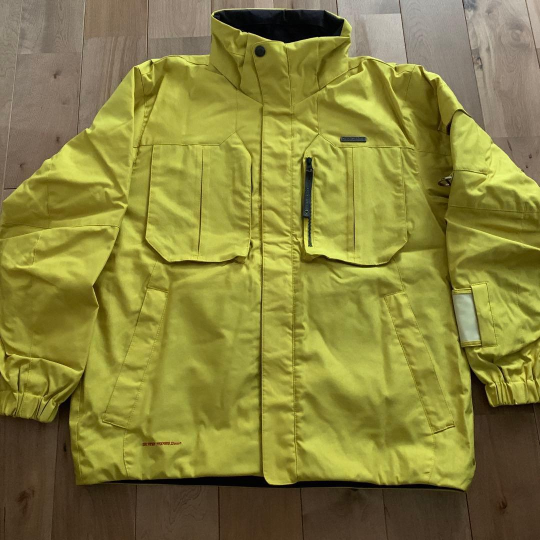 DESCENTE スキーウェア上下セット（男性用）上着L・パンツMサイズの