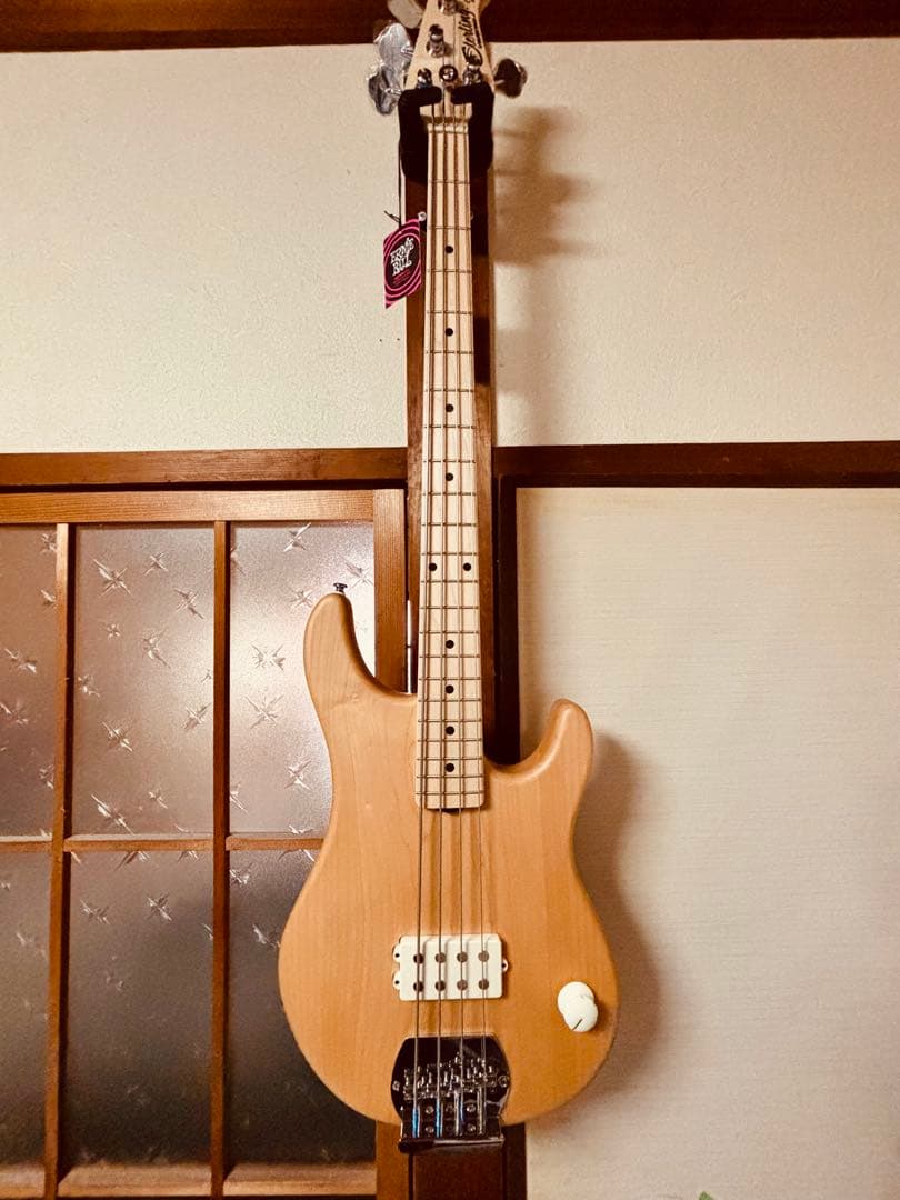 Sterling by music man joe dart 4弦エレキベース Joe Dart | Basses | Ernie Ball Music Man