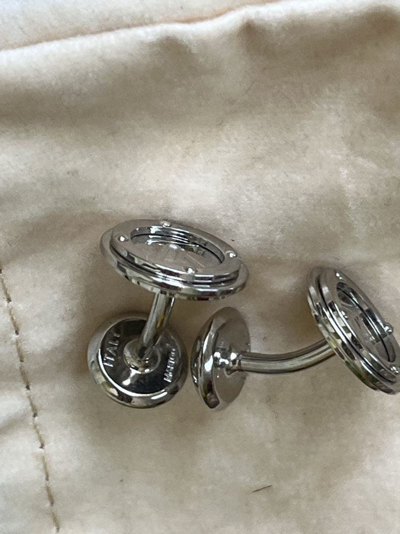 LOUIS VUITTON メタル カフリンクス LVサークル カフス ＊