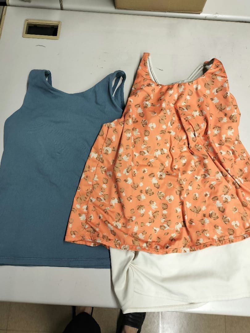 sakura LAVA タンク2枚セット　Ｍ SUKALA】クロップドタンク＆レギンスセットアップ: ヨガウェアLAVA公式