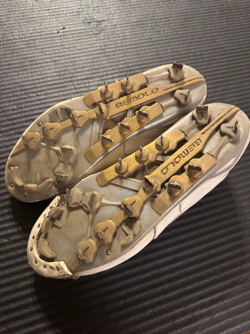 ビモロスパイク　野球スパイク　白　28.5cm 値下げ交渉可能