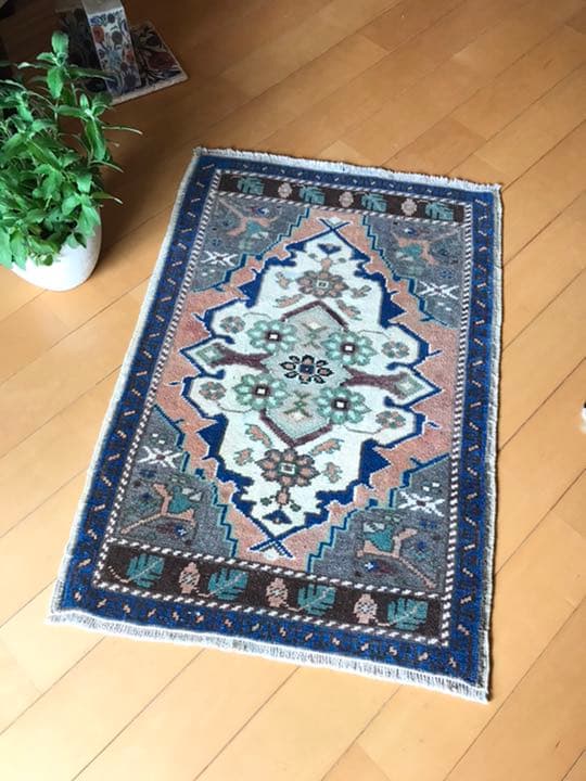ビンテージトルコ絨毯　キリム オールドキリム トルコ シワス 110×192cm 1940年代 ヴィンテージラグ