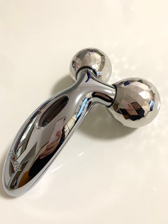 値下げ！！リファ　小顔ローラー ReFa - 美品/正規品/フェイス/全身美容ローラー/リファ/ReFa/定価29480