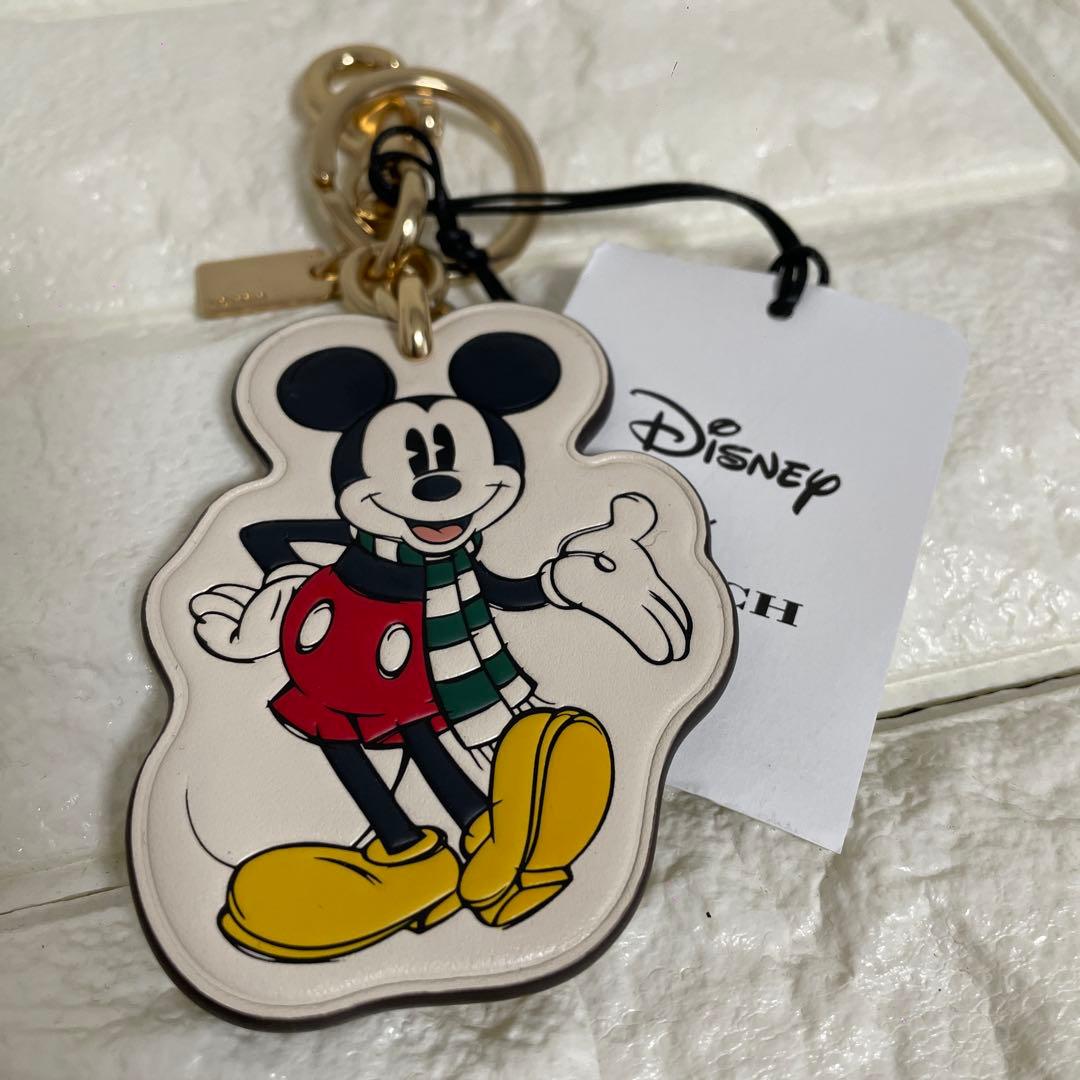 【Disney X Coach】限定コラボ　☆バッグチャーム☆ ミッキー COACH（コーチ） x ディズニー コラボ ミッキーマウス キーホルダー