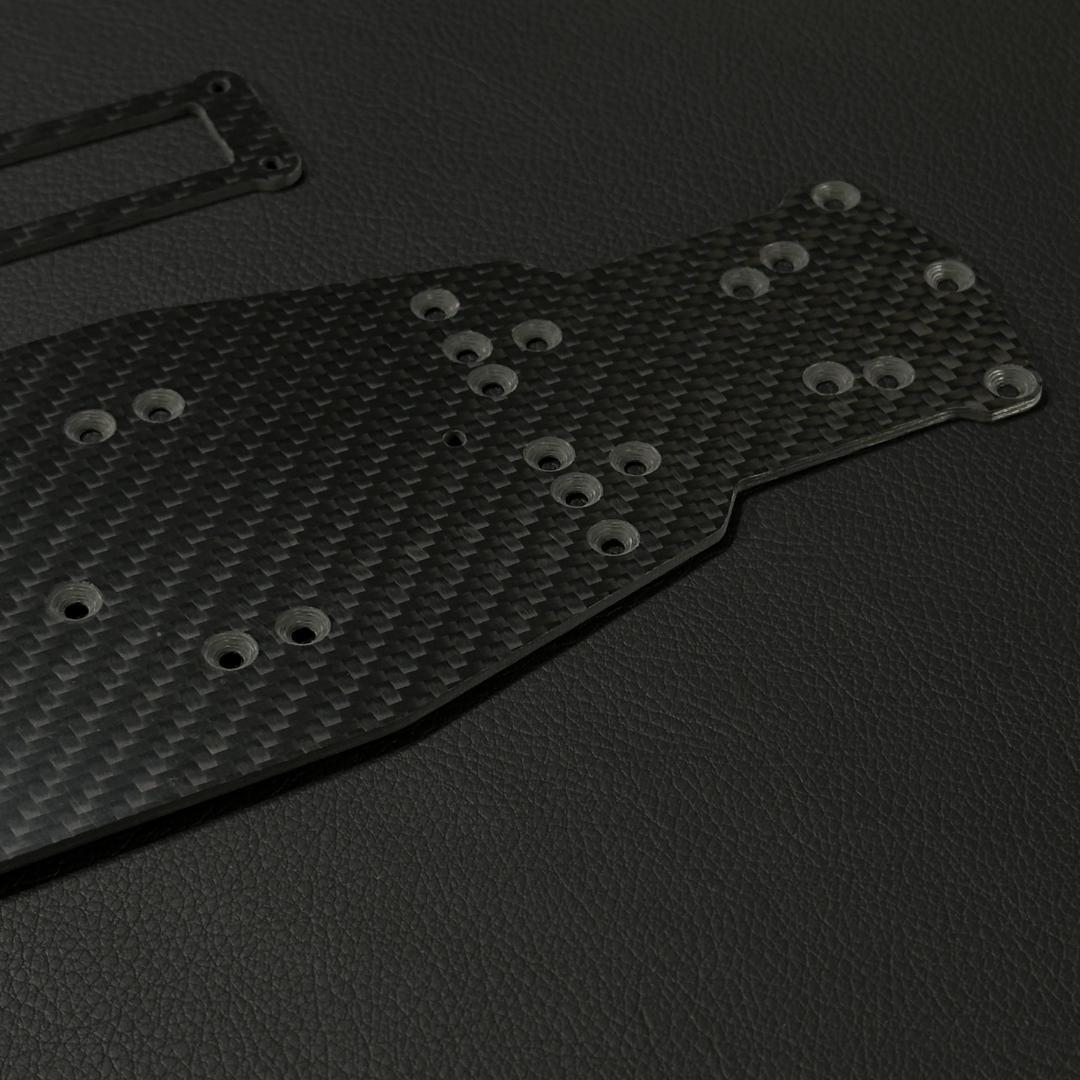 特注品 ヨコモ RD2.0 カーボンシャーシ 3.0mm + アッパ m2130