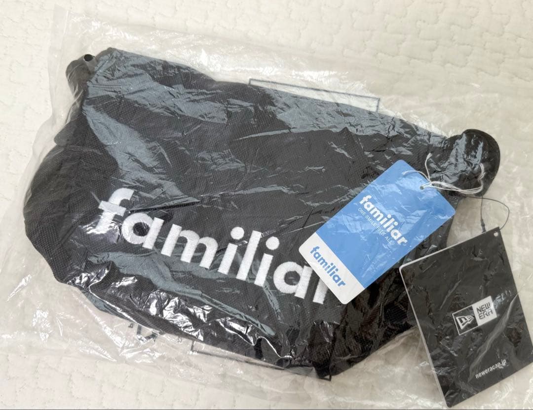 【本日中15999円】familiar×NEW ERAコラボショルダーバッグ ファミリアとNEW ERA®のコラボレーション第2弾親子でお揃いにできる