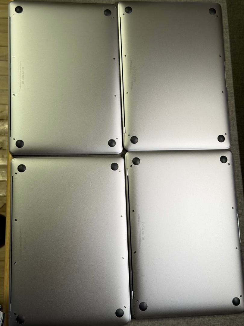macbook 12インチ m3-8-256 バッテリー不具合 ジャンク扱い