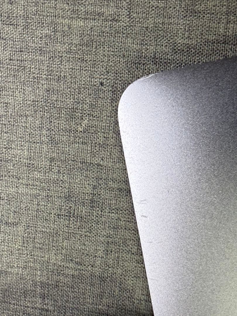 macbook 12インチ m3-8-256 バッテリー不具合 ジャンク扱い