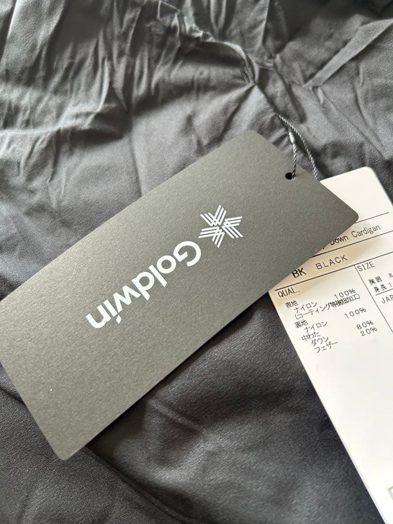 ゴールドウィン Vネック ジッブ ダウンカーディガン（ユニセックス）