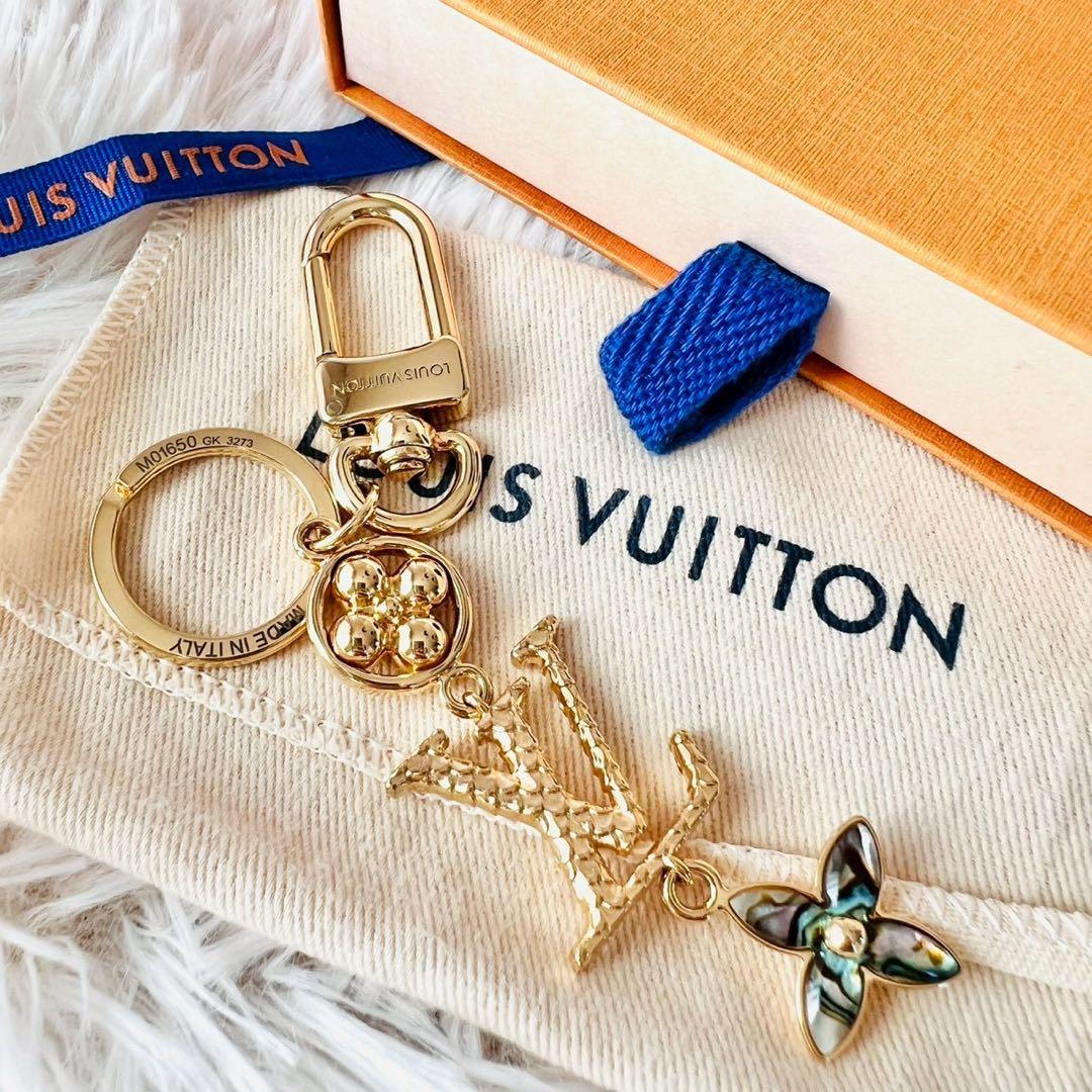 ✨極美品✨ルイヴィトン　ポルトクレ　LVワンダー　オヴシー　モノグラム　LVロゴ LOUIS VUITTON（ルイ・ヴィトン） 美品 ポルト クレ LV ナノグラム