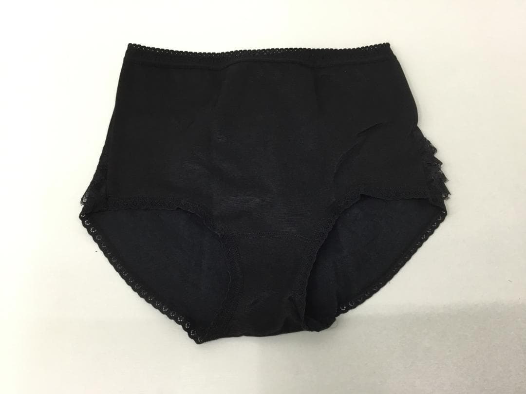 長期保管品 未使用 アンダースコート ヨネックス フリル付 Mサイズ