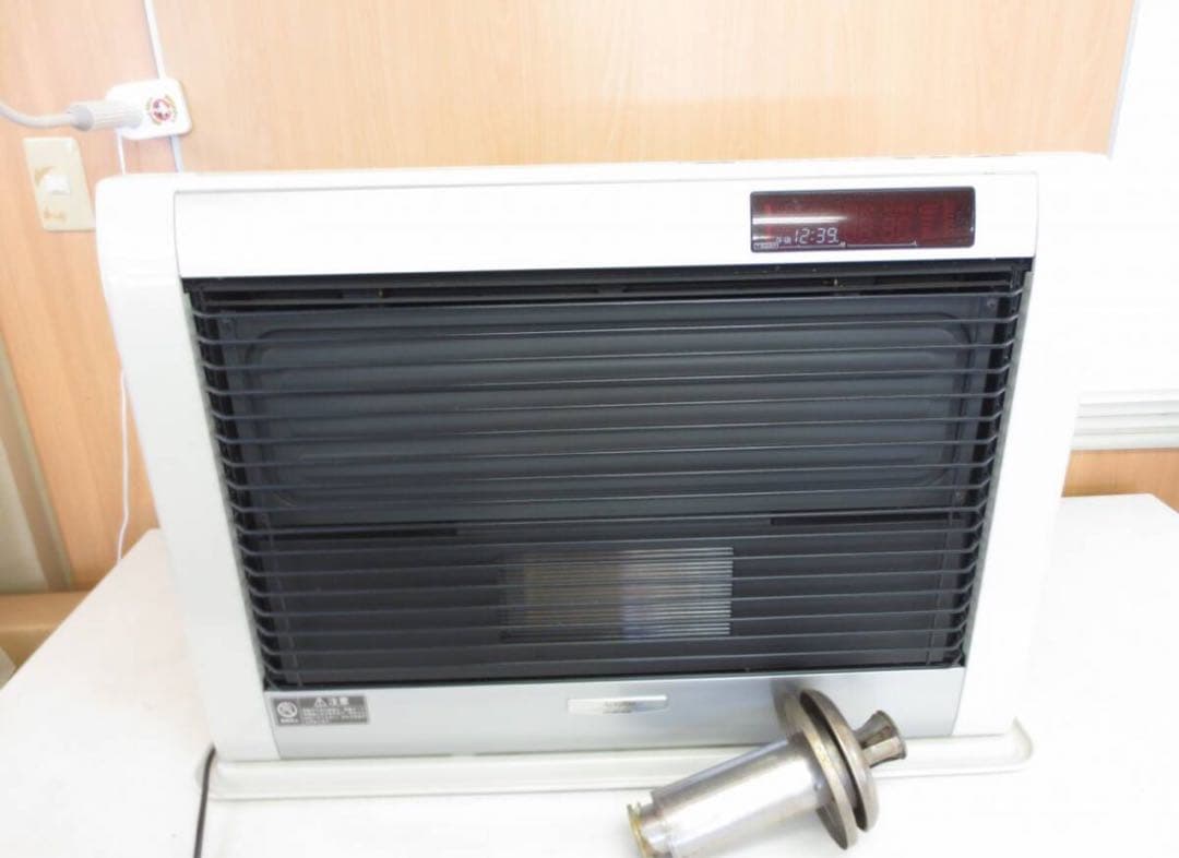 H968　密閉式石油ストーブ　コロナ　FF-AG6820H　2020年製 H968 密閉式石油ストーブ コロナ FF-AG6820H 2020年製 H968 密閉式石油