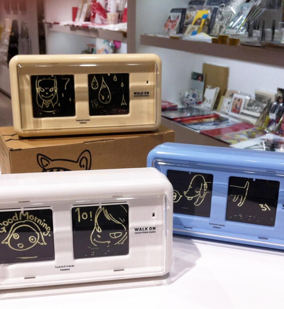 新品／保証付き】奈良美智 パタパタクロック WALK ON ベージュ ギフト