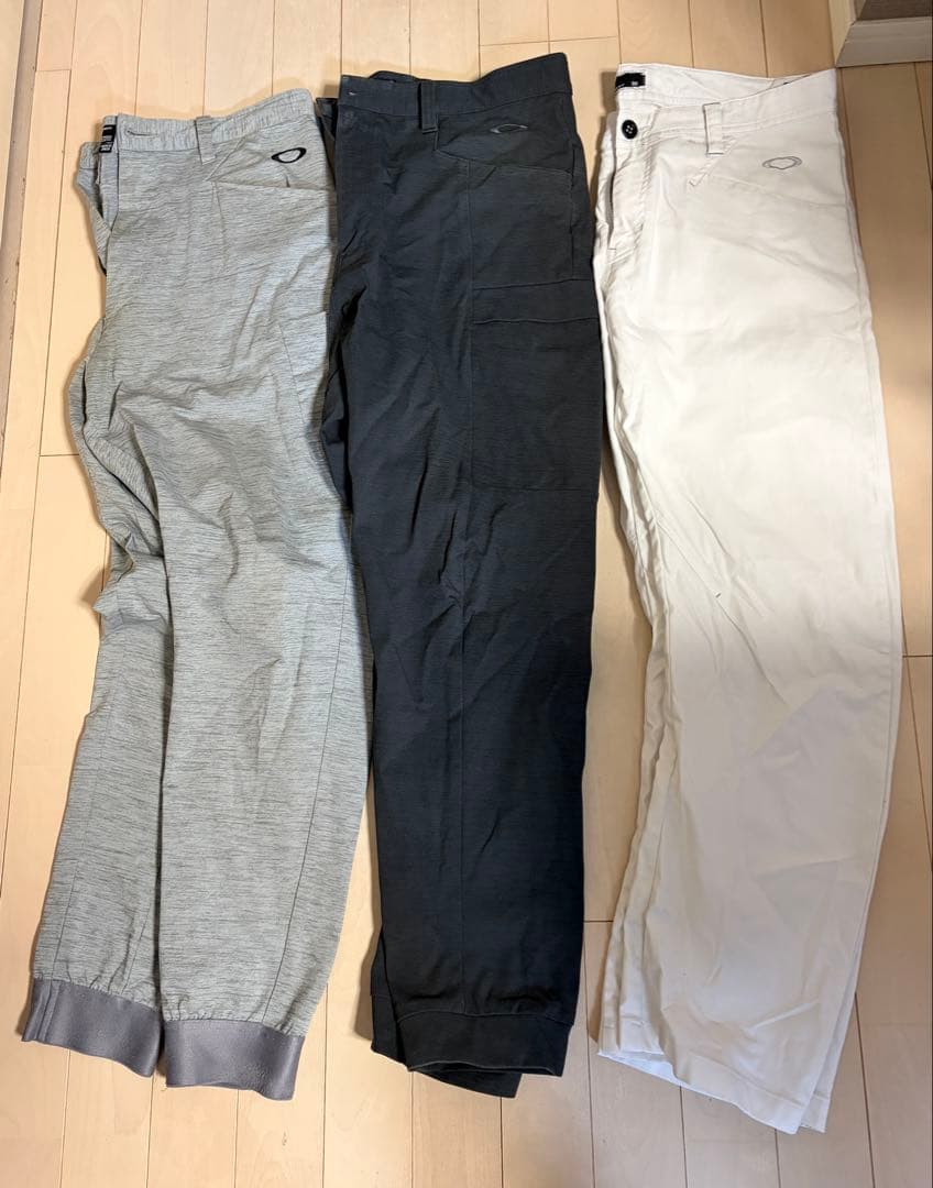 Oakley ゴルフパンツ 3点セット Oakley ゴルフパンツ3点セット共にLsize