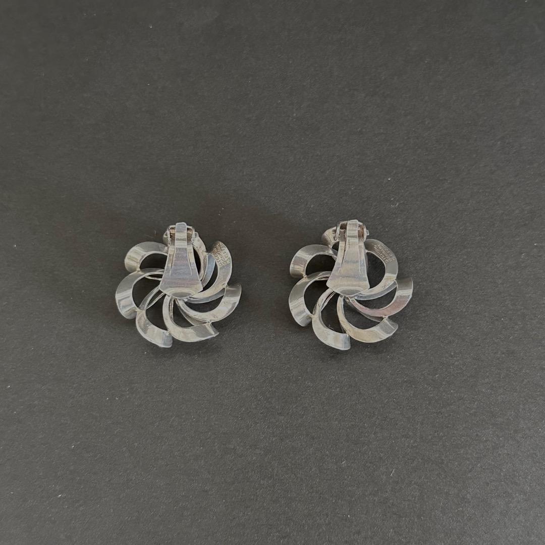 【美品！現品限り】N.E.From 銀の花 ブローチ &イヤリングセット