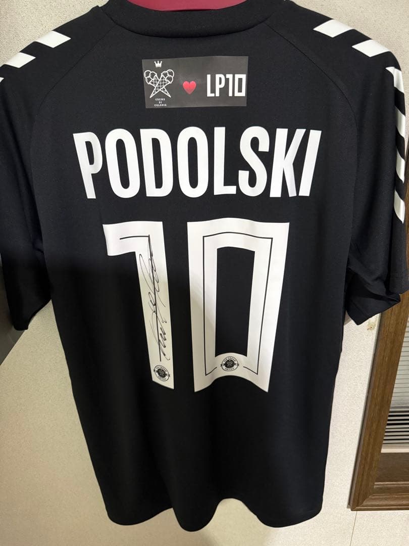 ポドルスキ直筆サイン入りユニフォームドイツ代表ヴィッセル神戸
