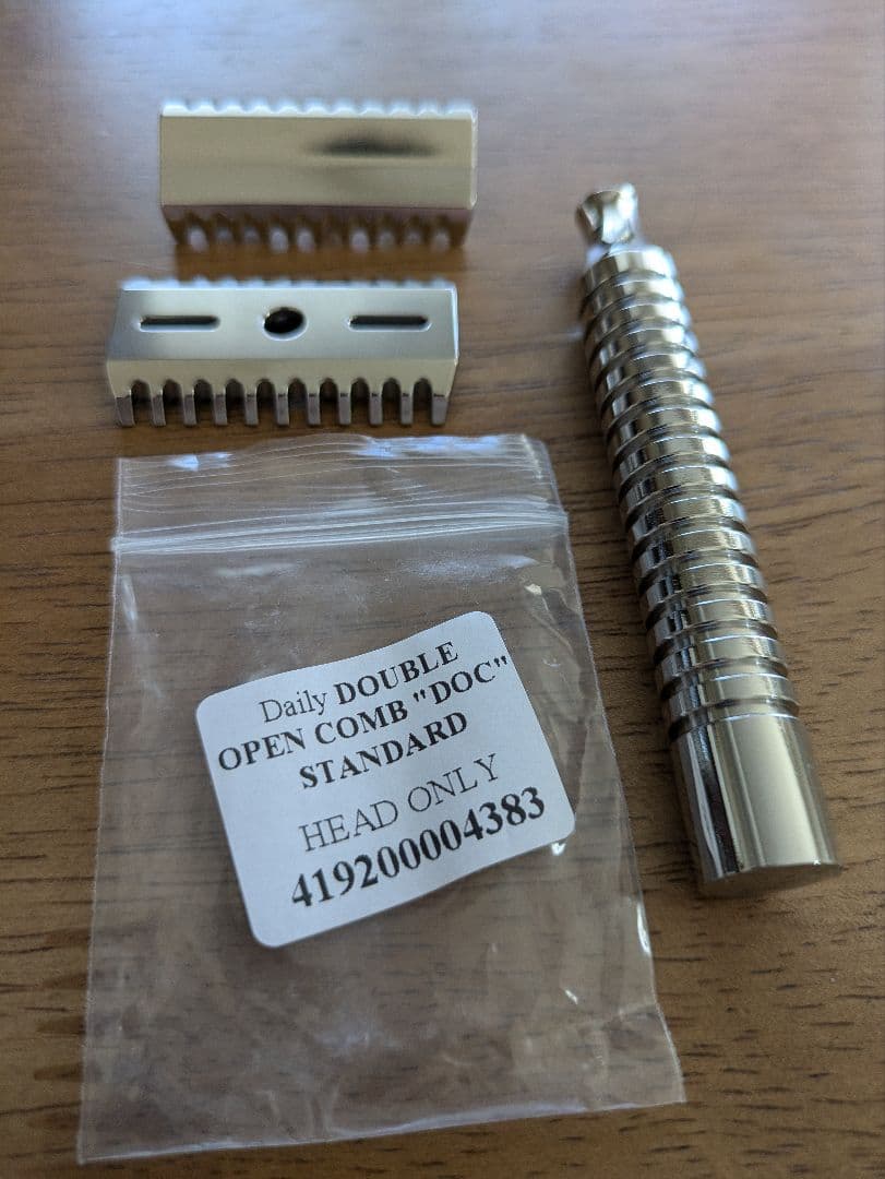 ゼウス様　razorock ラゾロック　daily オープンコーム RazoRock DAILY DOUBLE OPEN COMB 