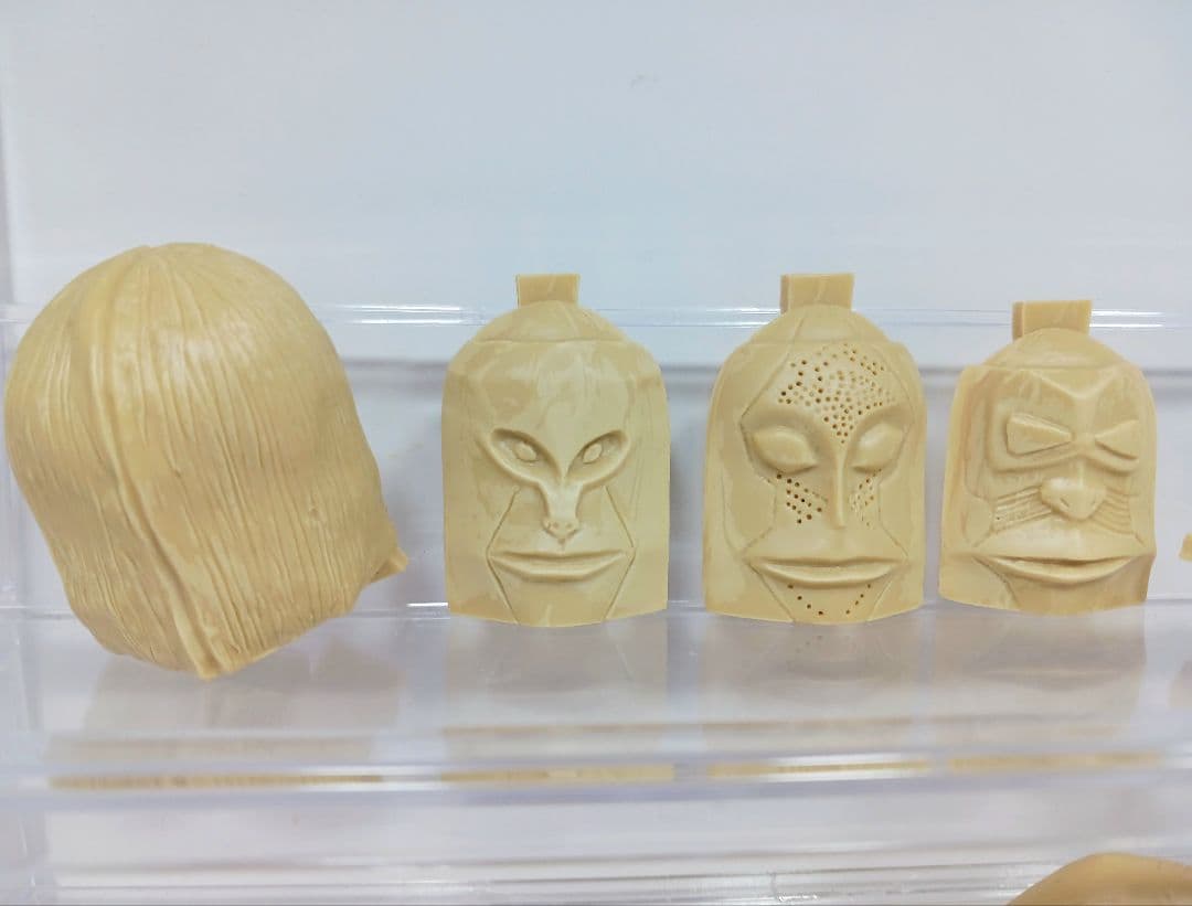 希少 ボークス ウルトラマン 三面怪獣ダダ ガレージキット ソフビ
