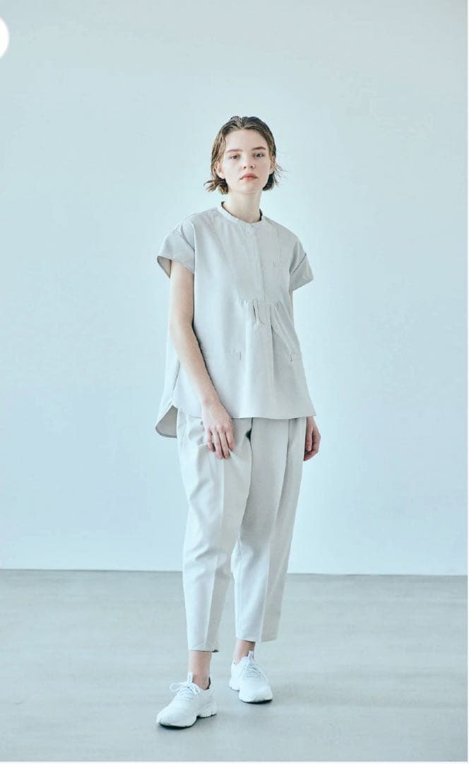 JILLSTUART チュニックパンツセット　ナース服　ユニフォーム ジルスチュアート ナース チュニック トップス ダイアゴナル スタンド