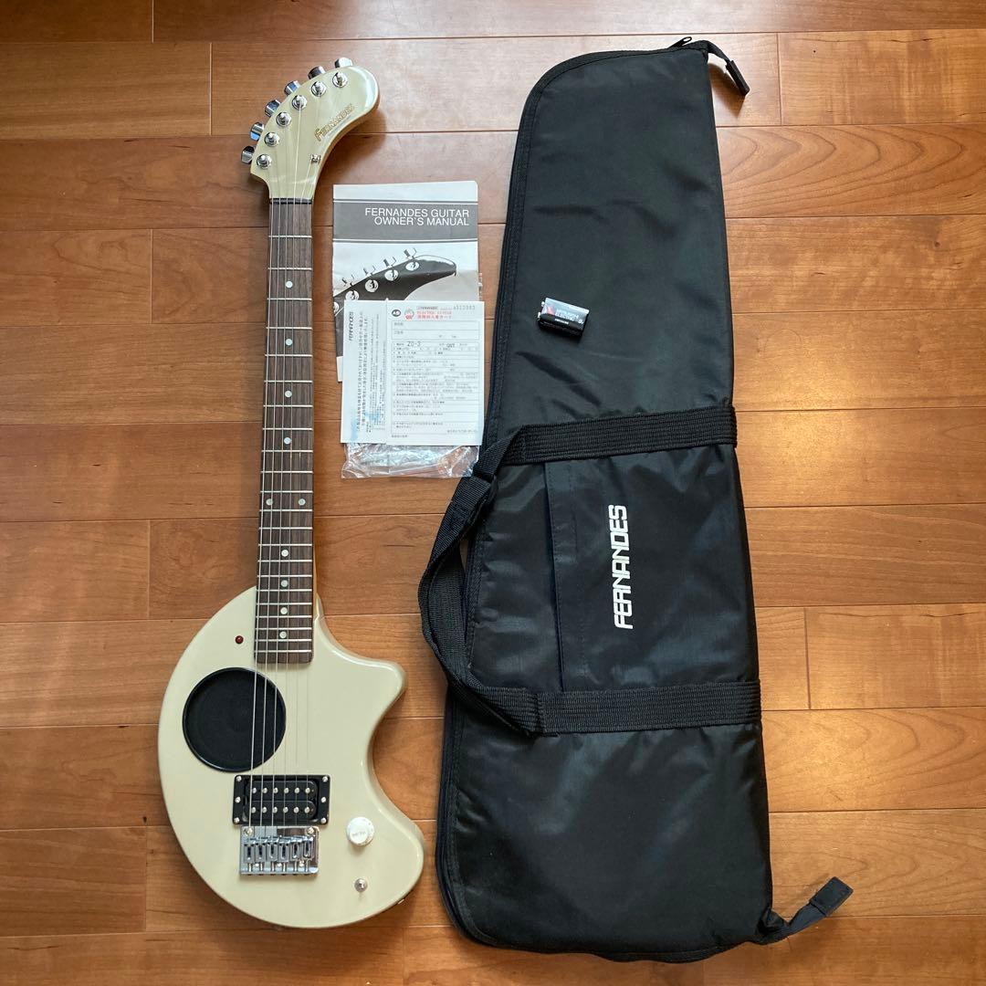 新品　未使用　フェルナンデス ZO-3 アンプ内蔵 エレキギター FERNANDES】アンプ内蔵ミニギターの決定版、フェルナンデスZO-3