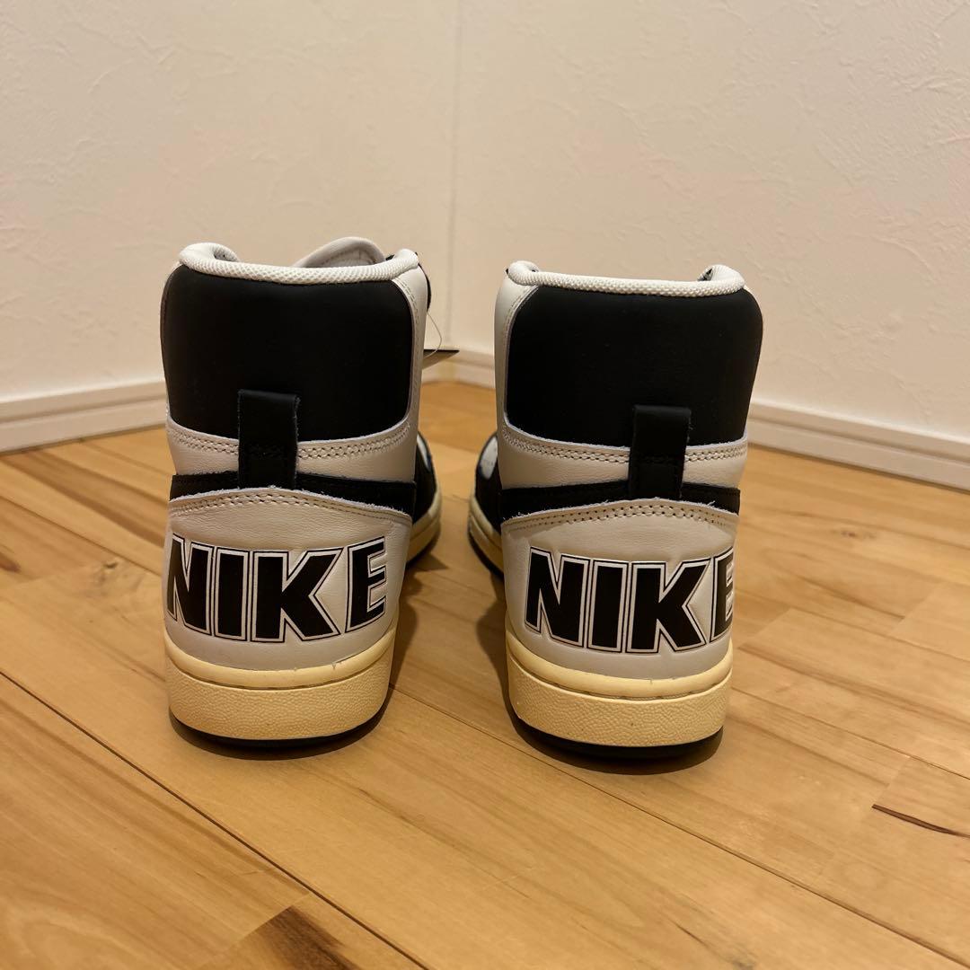 新品未使用　NIKE ターミネーターHIGH PRM 27.5cm