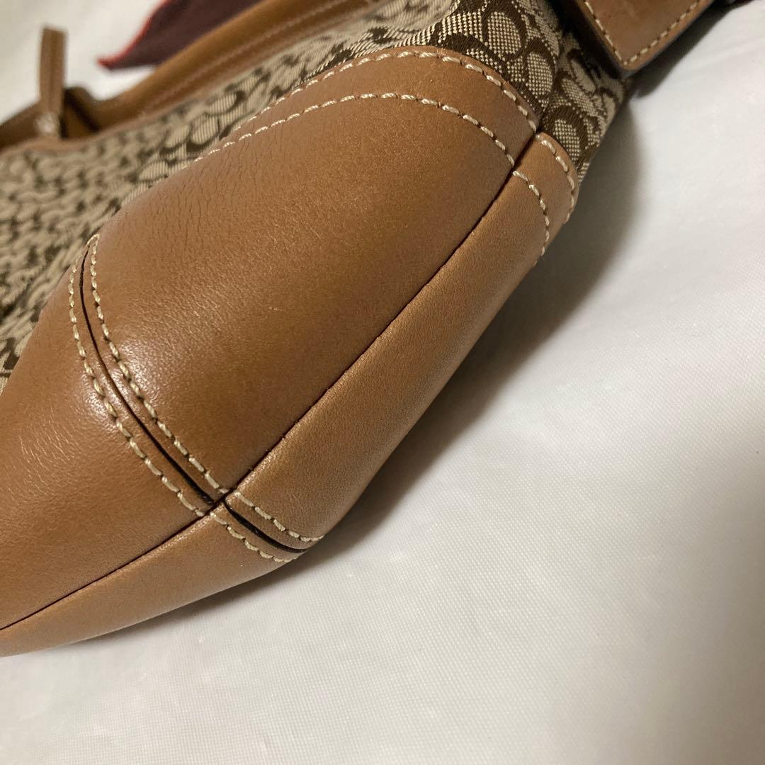 美品】COACHミニシグネチャーホーボーワンショルダーバッグSOHO☆6351
