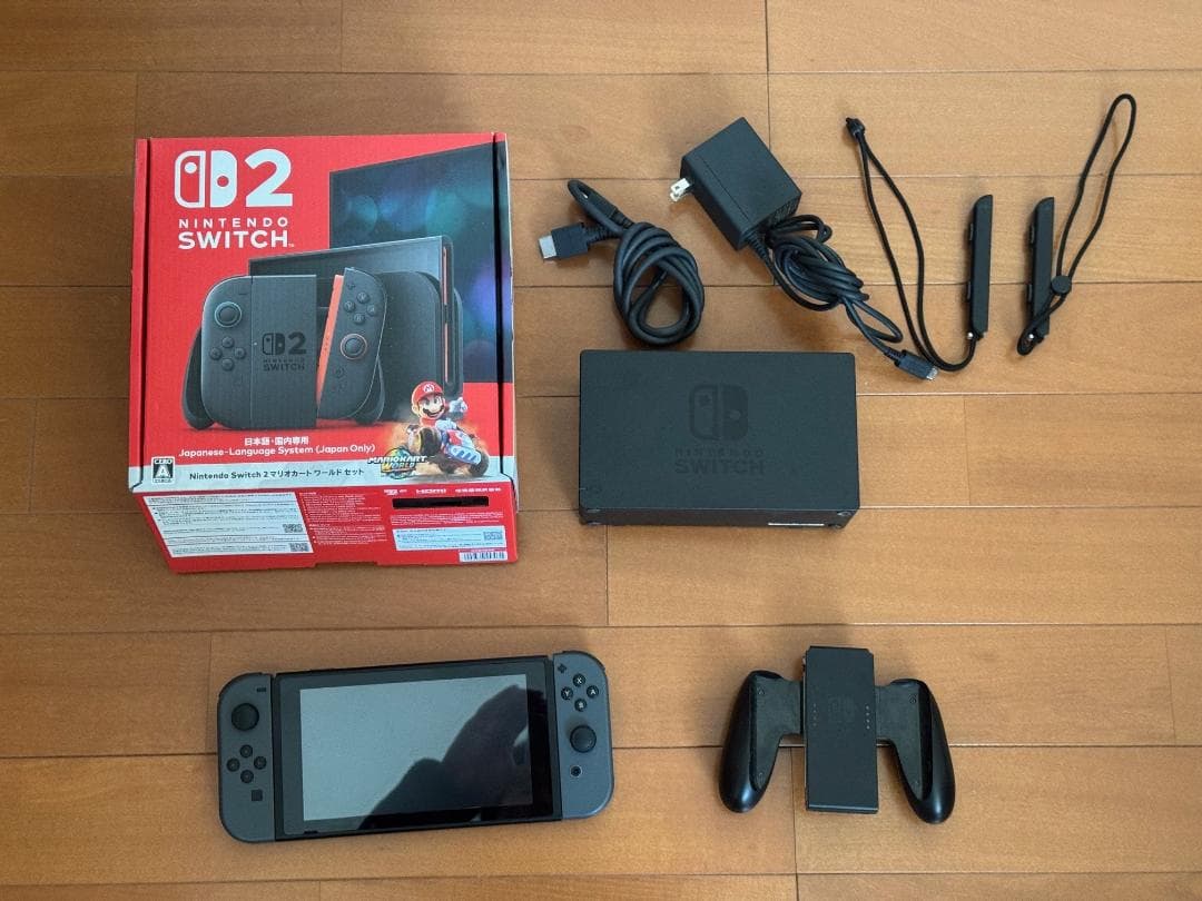 ニンテンドー　スイッチ本体　グレー　一式セット（箱はスイッチ２） 即日発送 Nintendo Switch 任天堂 [グレー] [型番:HAD-S-KAAAH]【新品・国内正規