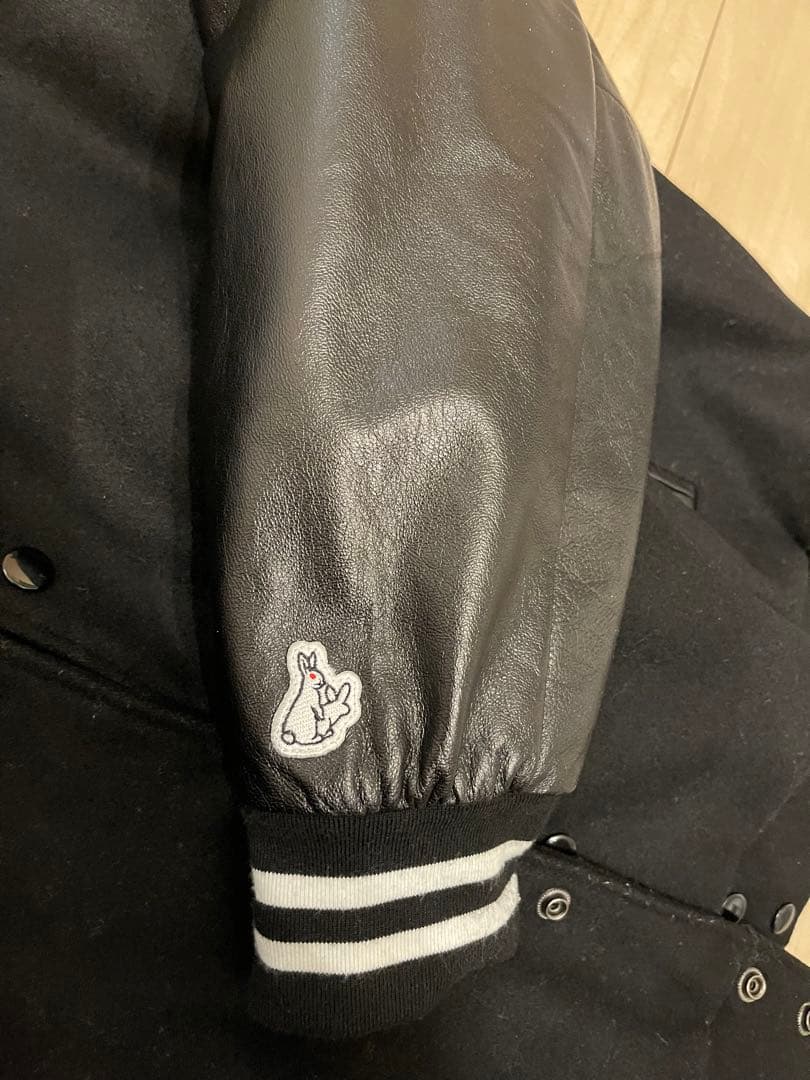 入手困難】FR2 FXXKING RABBITS スタジャン Mサイズ - メルカリ