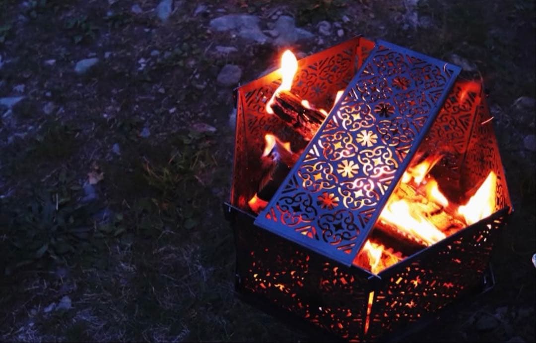 Rob Rabat （ピタゴラ別注モデル） 焚き火台 組立式焚火台「Rabat」（ラバト）/【黒皮鉄】 – RobSnowオンラインストア