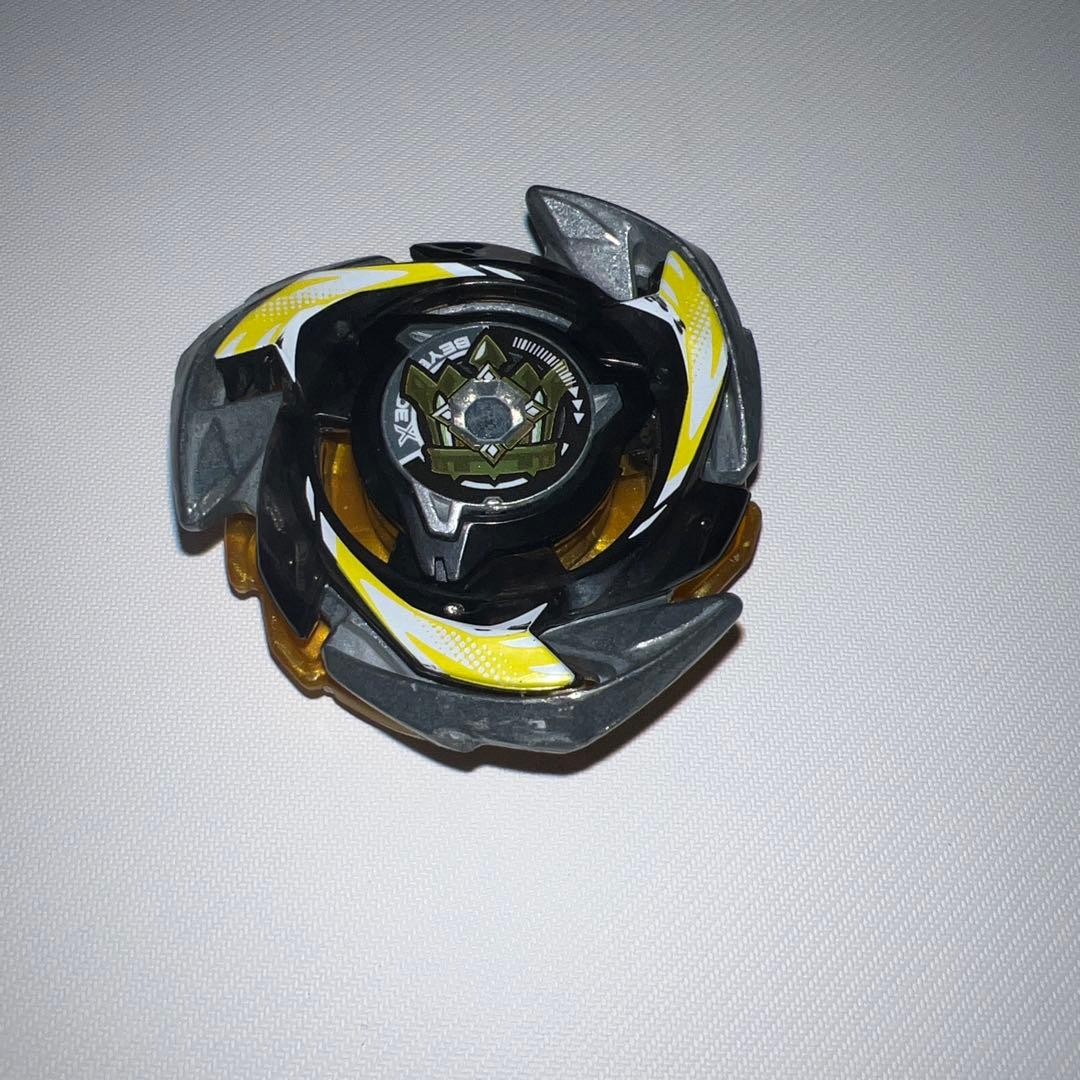 調整済み】 エンペラーブレイブH.1-60.LR ベイブレードx - メルカリ