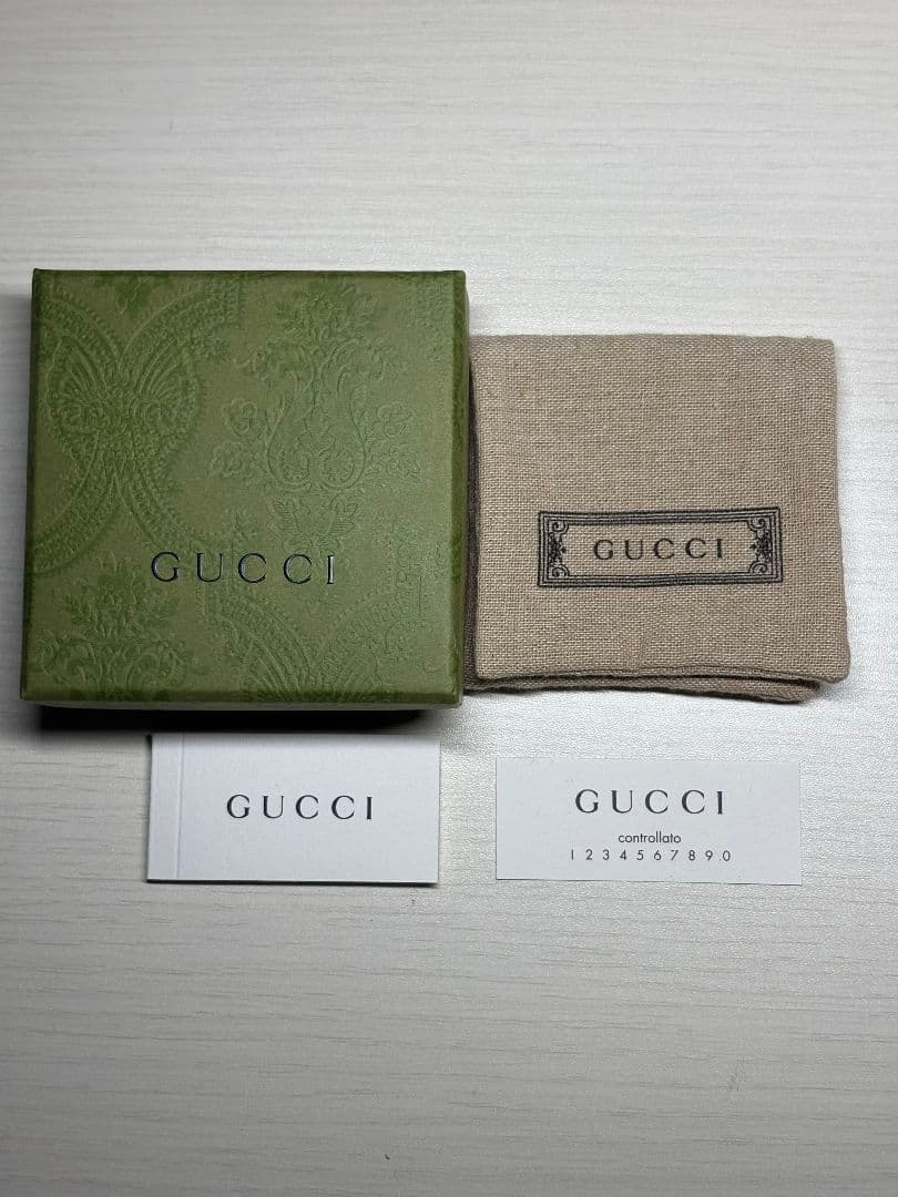 GUCCIブランデッドGインターロッキング刻印サイズ:17号【箱/ポーチ付