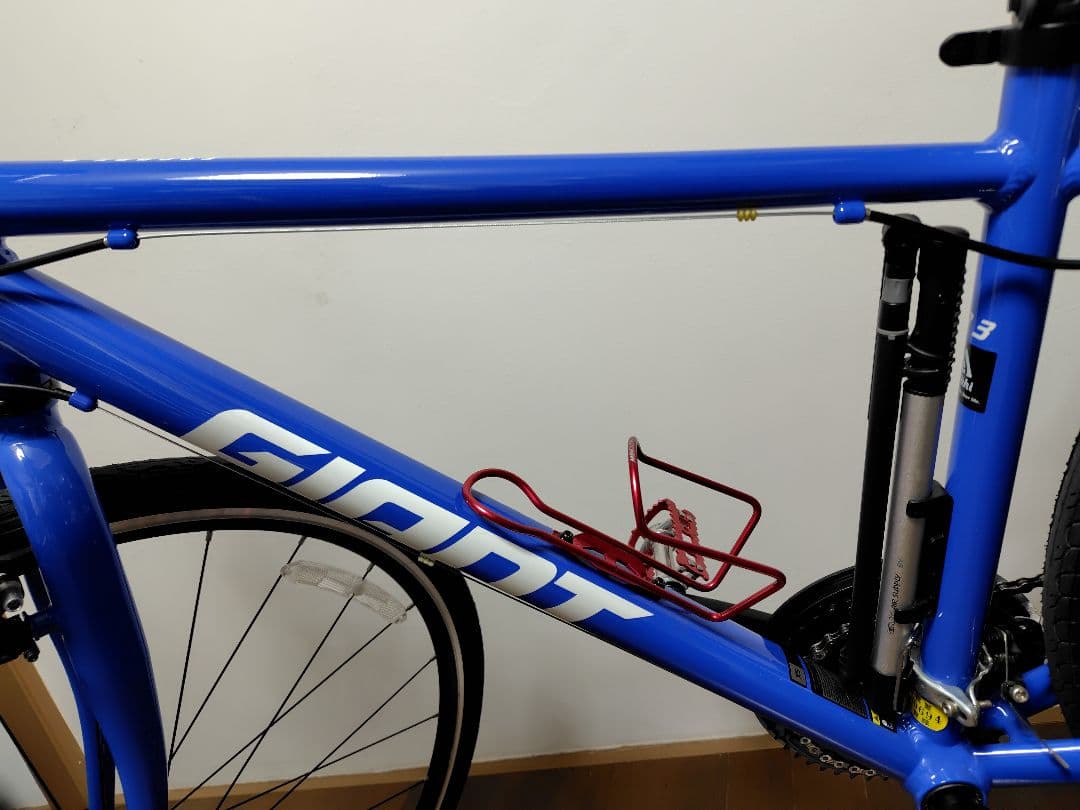 手渡し限定】早い者勝ち！！GIANT ESCAPE R3 2024年モデル - メルカリ
