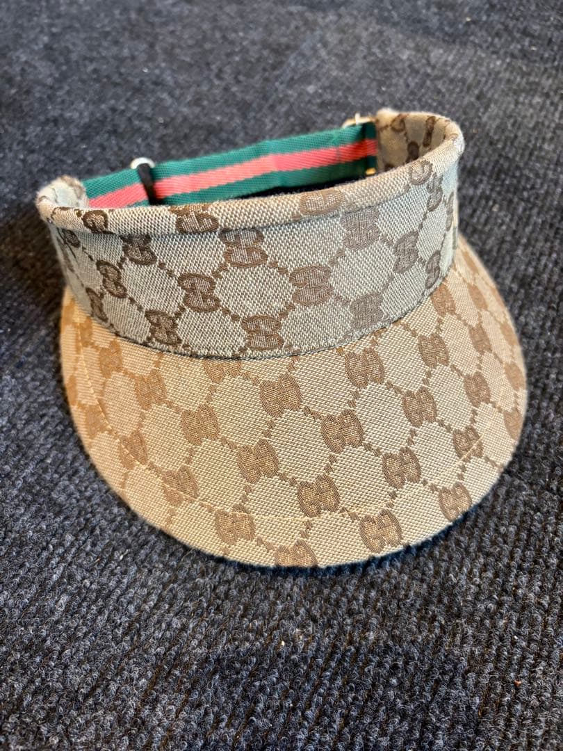 グッチ サンバイザー - メルカリ