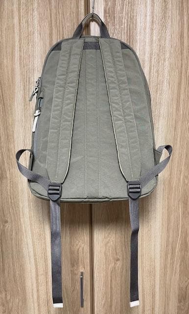 SAZABY のユニセックスライン『PLUS LINE』から“前持ち”を想定した