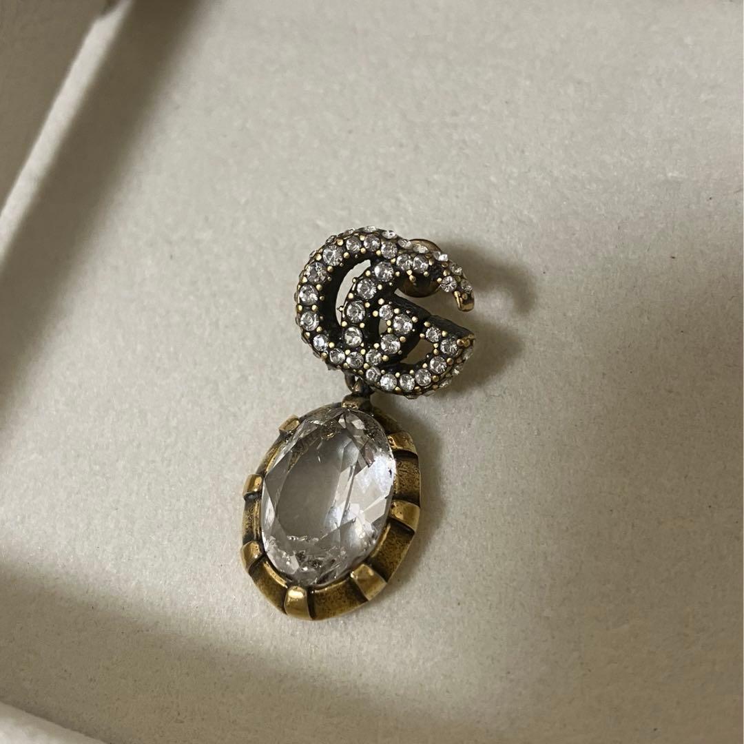 GUCCI クリスタル付き ダブルG ピアス GUCCI☆クリスタル ダブルG イヤリング / ピアス☆すぐ届く！ (GUCCI