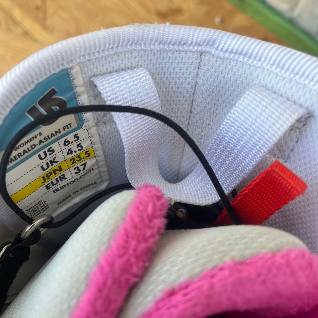 日本人向け！BURTON emerald 23.5cm