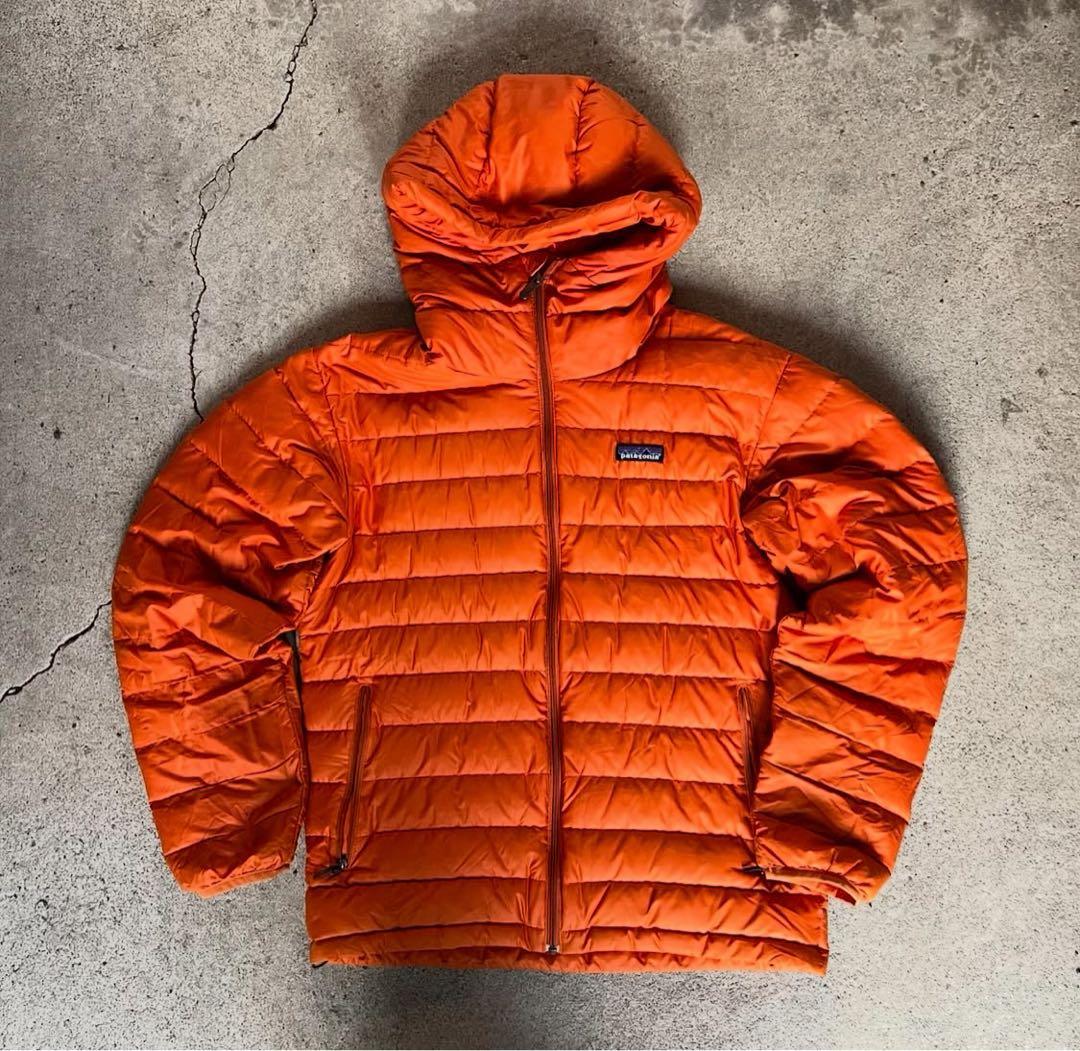 Patagonia パタゴニア ダウンセーター フーディ オレンジ L相当 - メルカリ