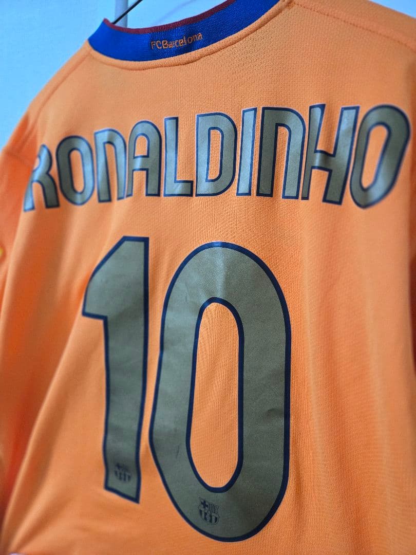 ロナウジーニョ 10番 FCバロセロナ オレンジユニホーム Mサイズ