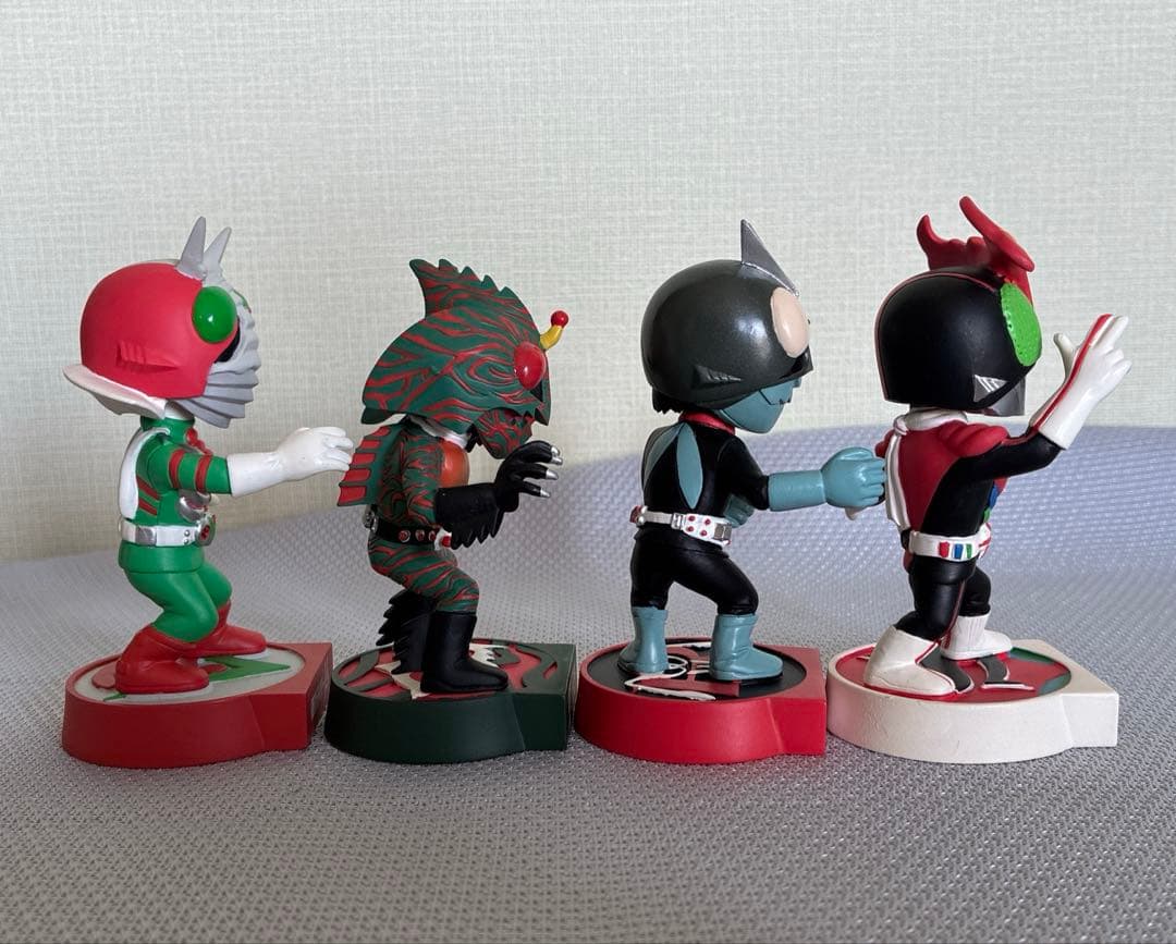 ボブルヘッド ユラユラ首ふりマスコット 仮面ライダー セット - メルカリ