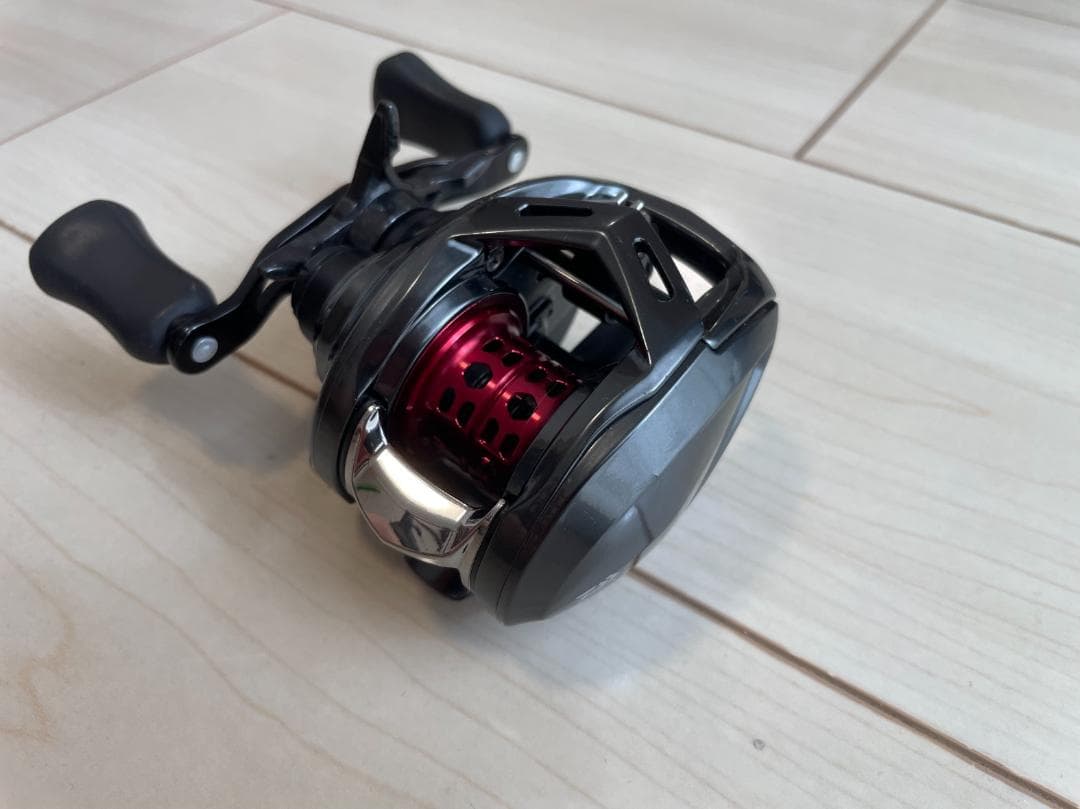 リール ALPHAS AIR TW 8.6L