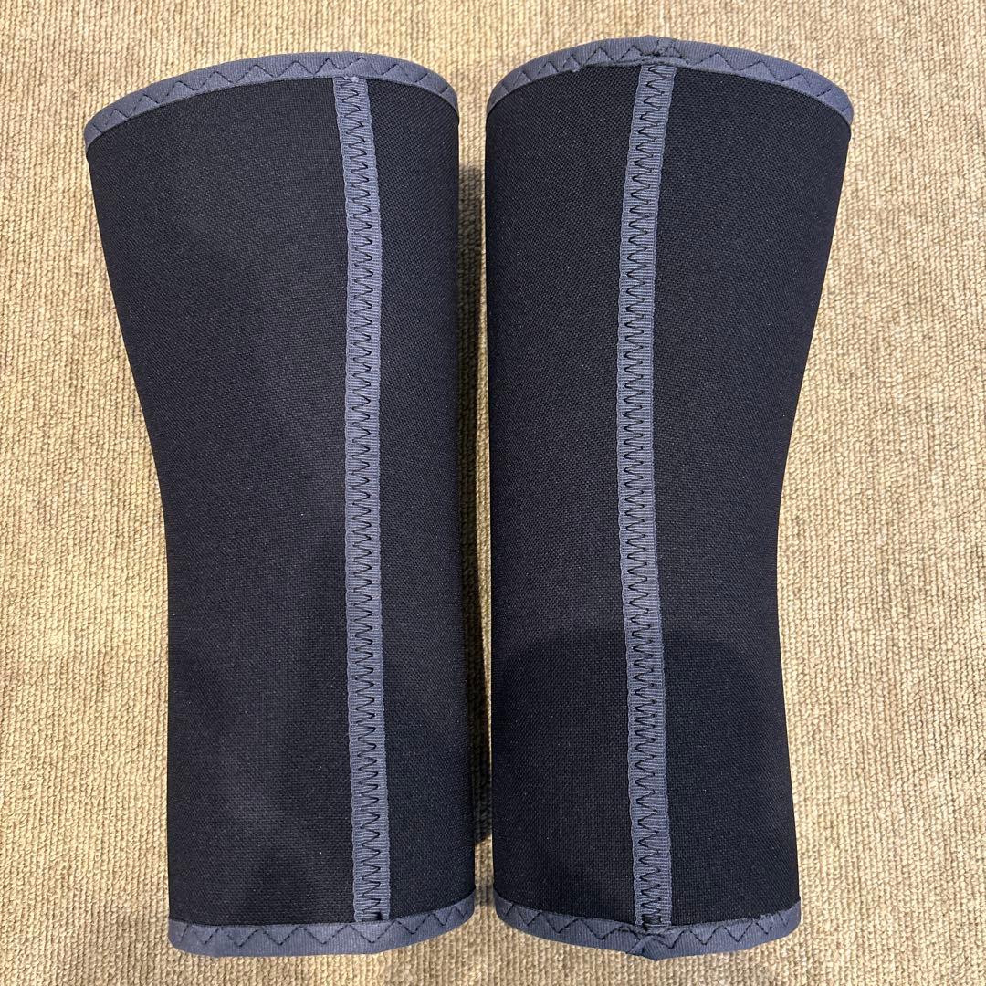 A7 RIGOR MORTIS ニースリーブXSサ イズ