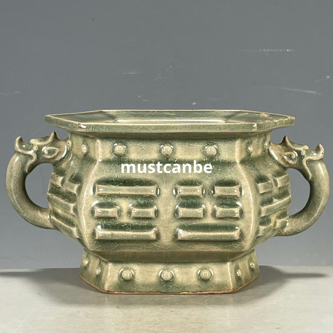 宋汝磁器両耳香炉 仏具 景徳鎮 陶磁器 装飾品 現代工芸品 美術品 置物 宋汝磁器両耳香炉 仏具 景徳鎮 陶磁器 装飾品 現代工芸品 美術品 置物