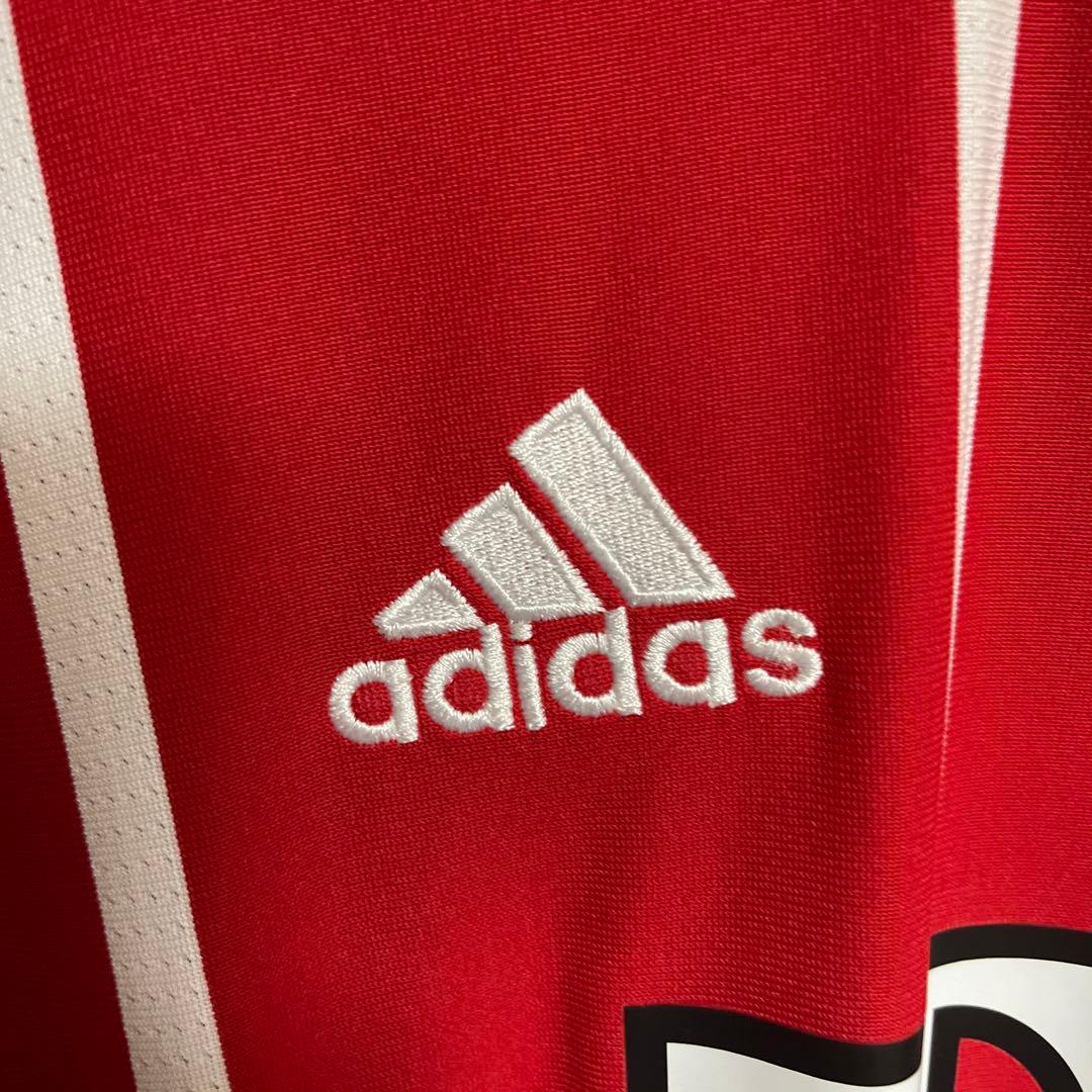 t*~様 バイエルンミュンヘン レバンドフスキ ユニフォーム 正規品 長袖