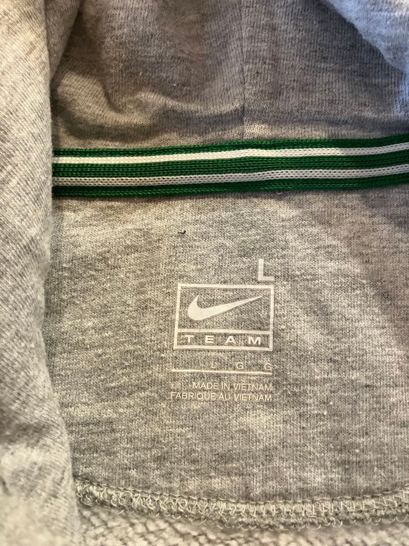 入手困難】Nike×セルティックFC/スウェットパーカー/ジャージ L - メルカリ