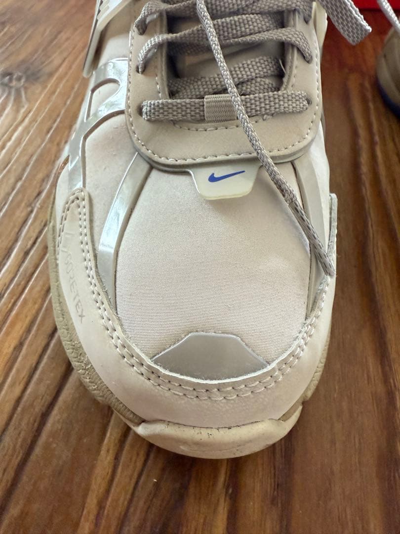 靴 W NIKE V2K RUN GTX 23.5cm