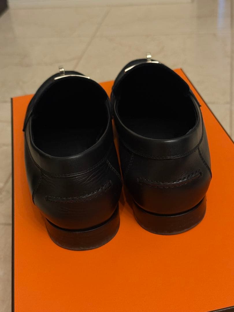 エルメス/モカシン 《デスタン》黒のレザー ローファー 金属バックル付き39