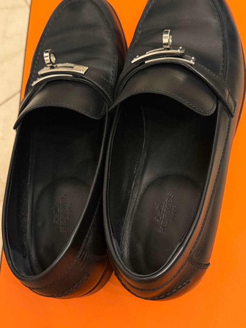 エルメス/モカシン 《デスタン》黒のレザー ローファー 金属バックル付き39