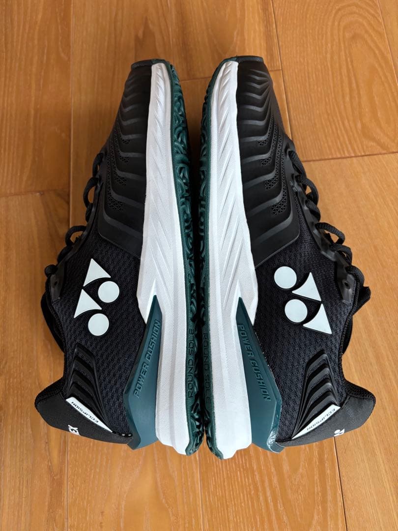 新品未使用ヨネックス パワークッション エクリプション4 26.5cm