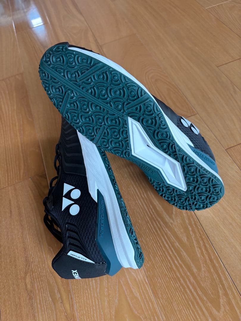 新品未使用ヨネックス パワークッション エクリプション4 26.5cm