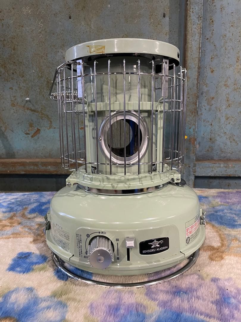 アラジン ポータブルガスストーブ SAG-BFO2 センゴクアラジン ポータブルガスストーブ SAG-BF02A(Y) | ガス暖房